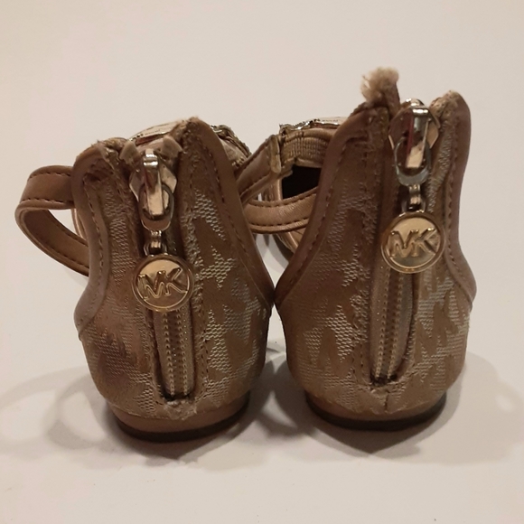 Michael Kors Maryam Girls Flat Shoes - Picture 3 of 8